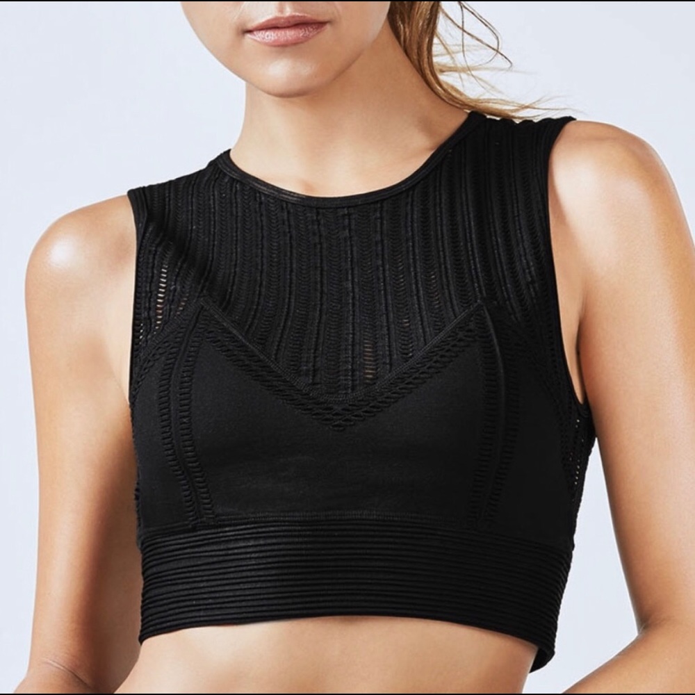 NWT Fabletics Sports bra Crop Top Size L